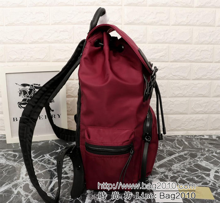 BURBERRY巴寶莉 The Rucksack 男士中號軍旅背包 防雨功能 4791  Bhq1301